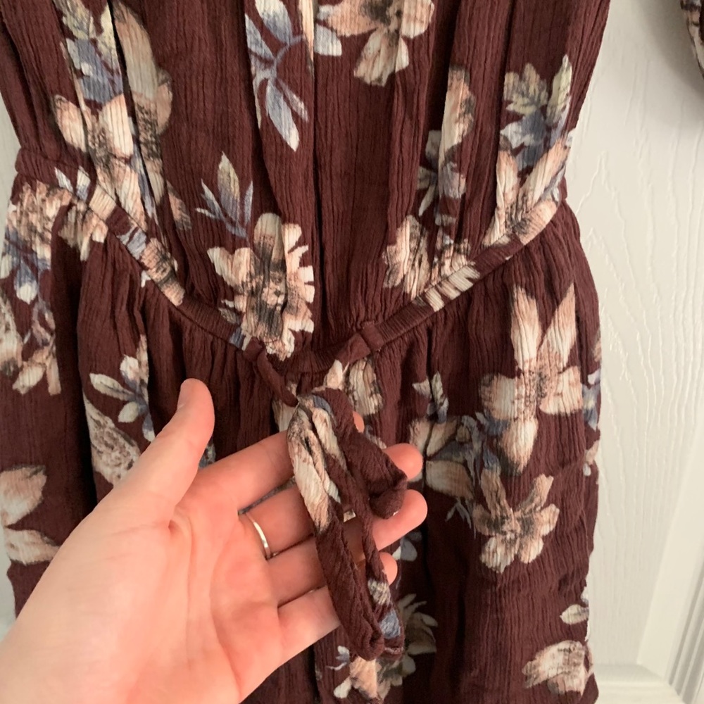 Romper - Picture 2 of 4